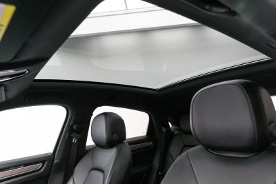2022 Porsche Cayenne E-Hybrid