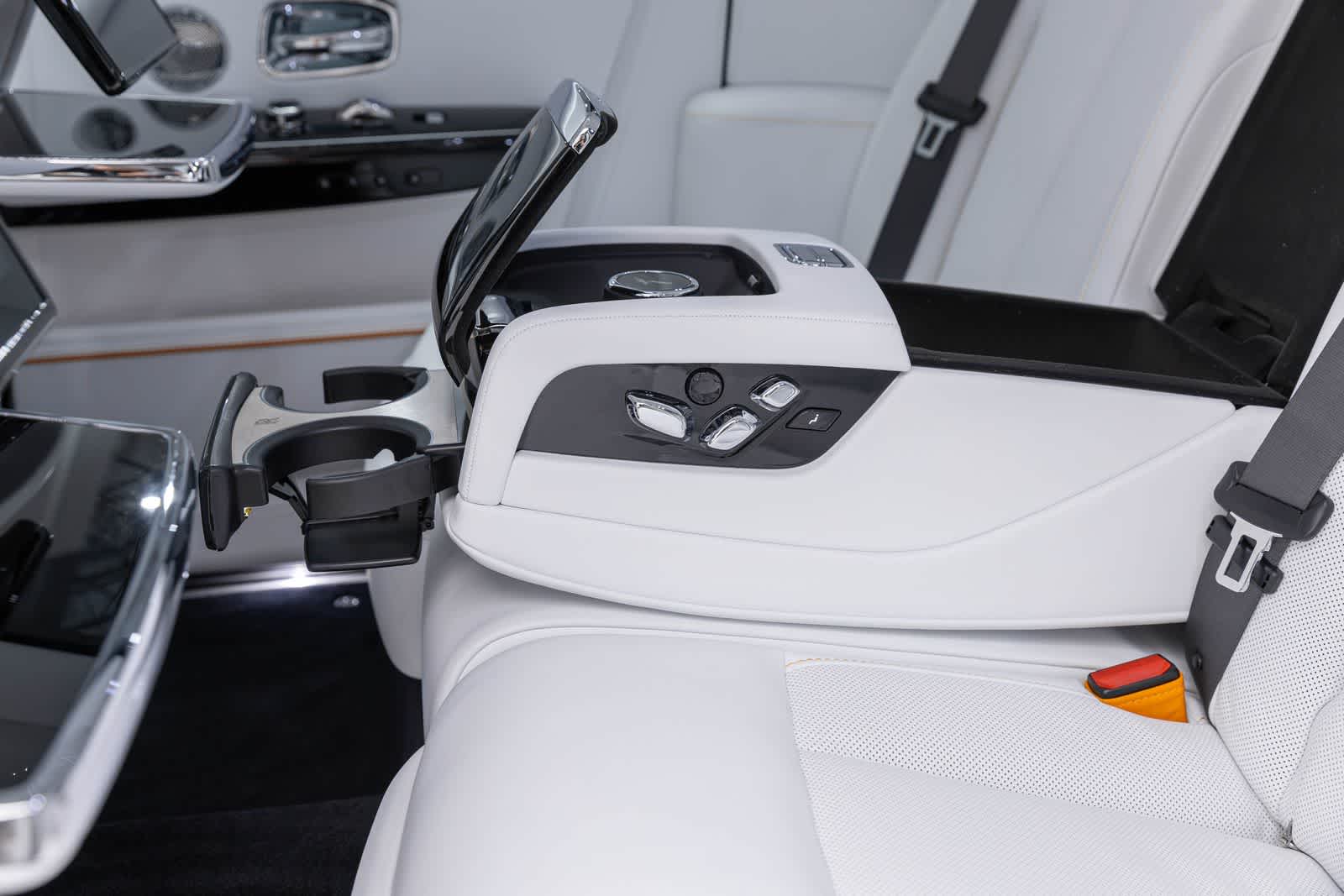 2027 Rolls-Royce Phantom 