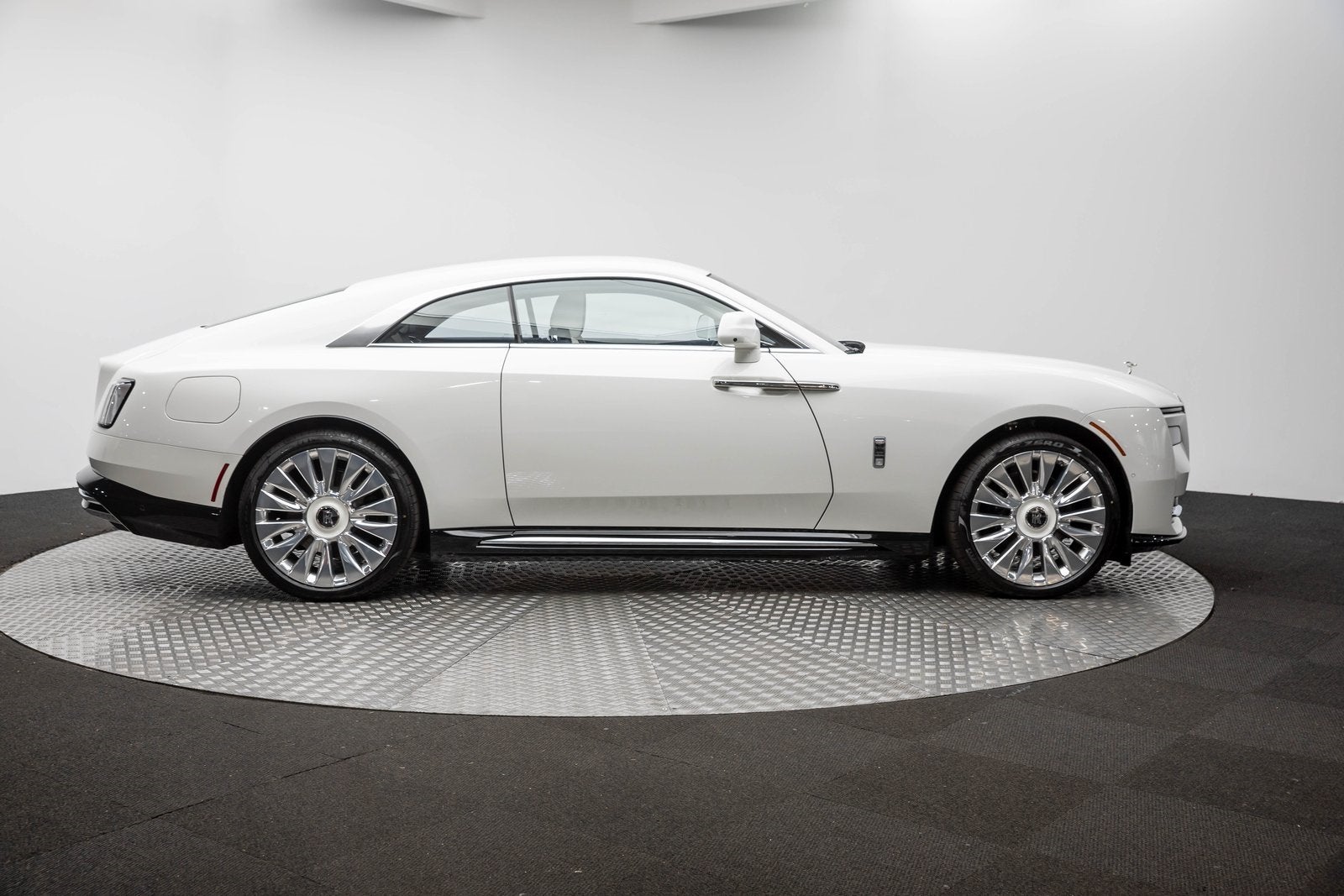 2026 Rolls-Royce Spectre 
