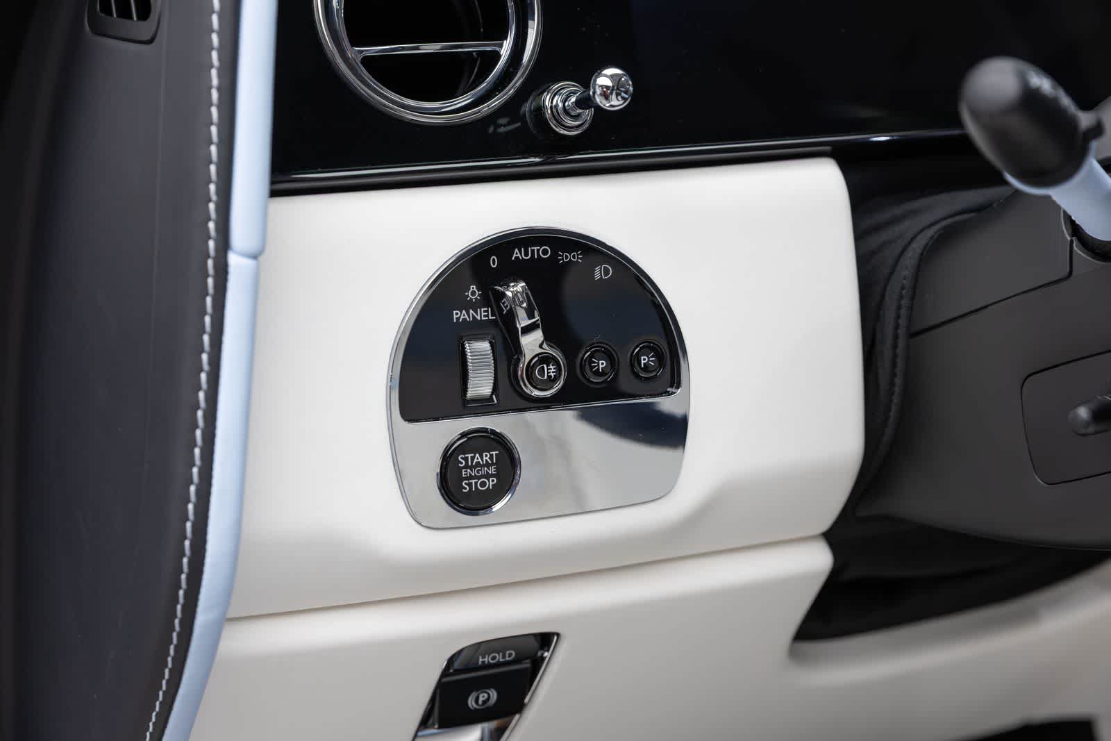 2027 Rolls-Royce Cullinan 
