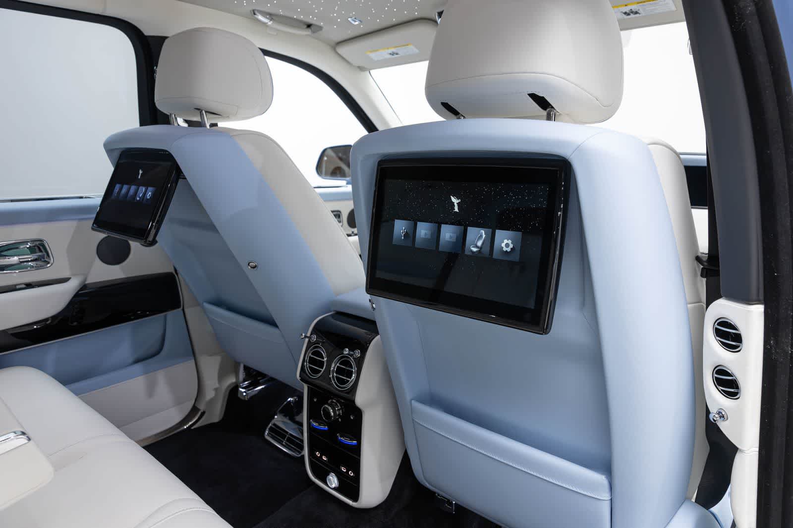 2027 Rolls-Royce Cullinan 