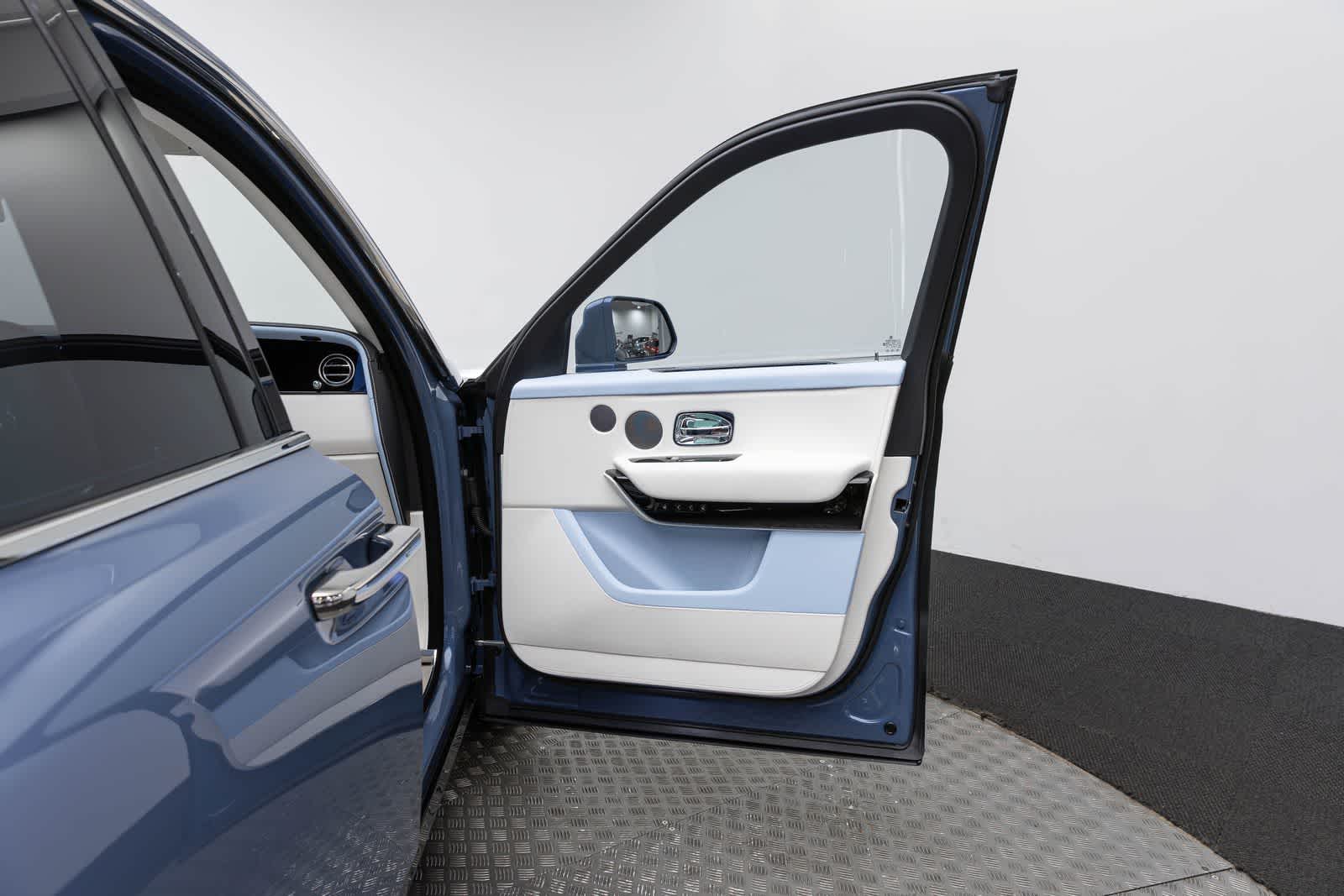 2027 Rolls-Royce Cullinan 