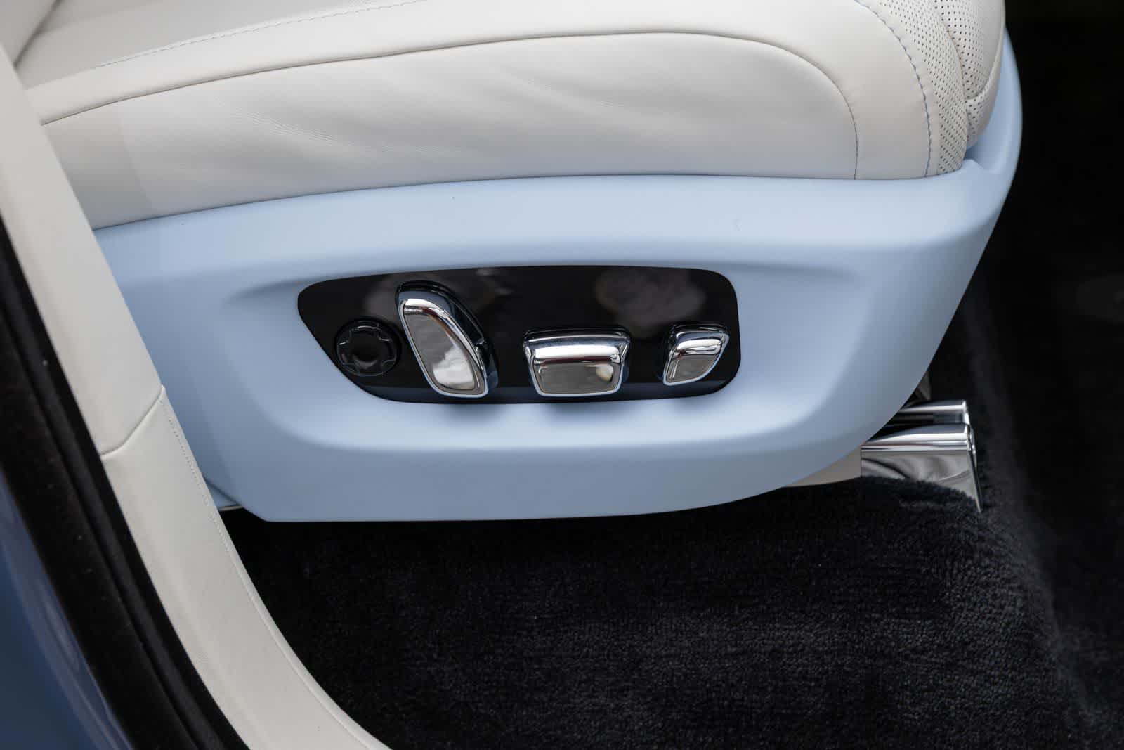 2027 Rolls-Royce Cullinan 