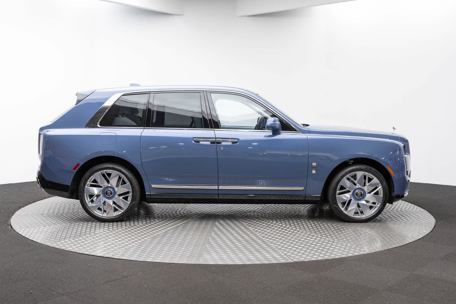 2027 Rolls-Royce Cullinan 