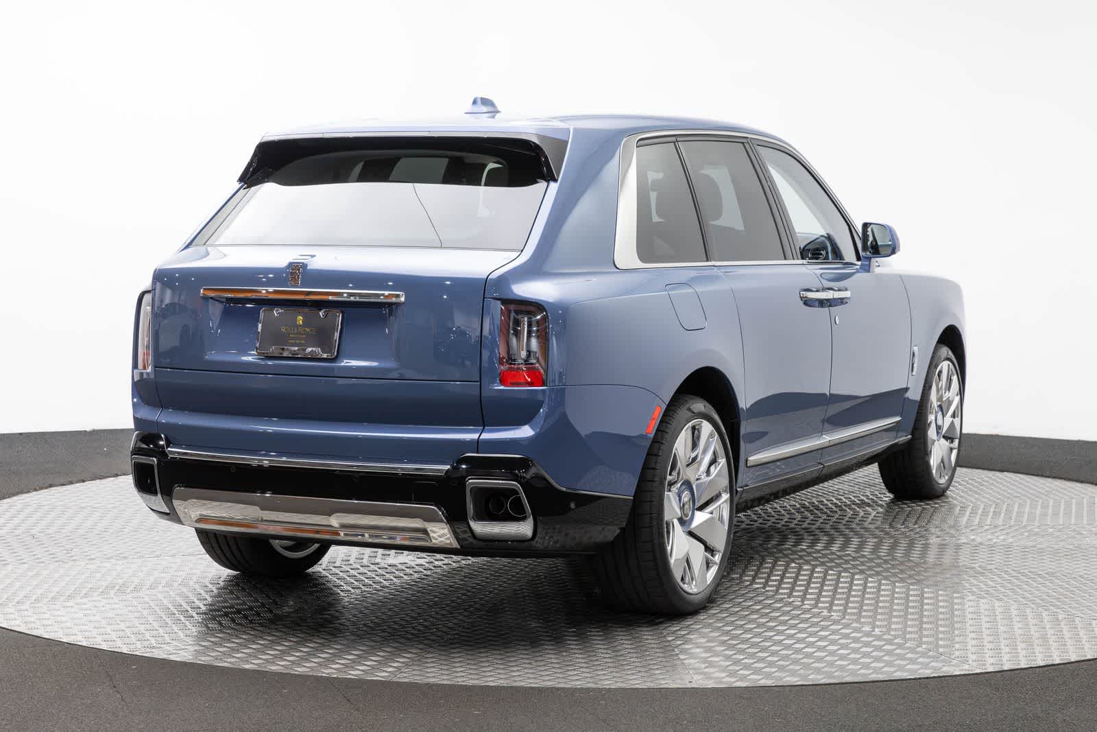 2027 Rolls-Royce Cullinan 