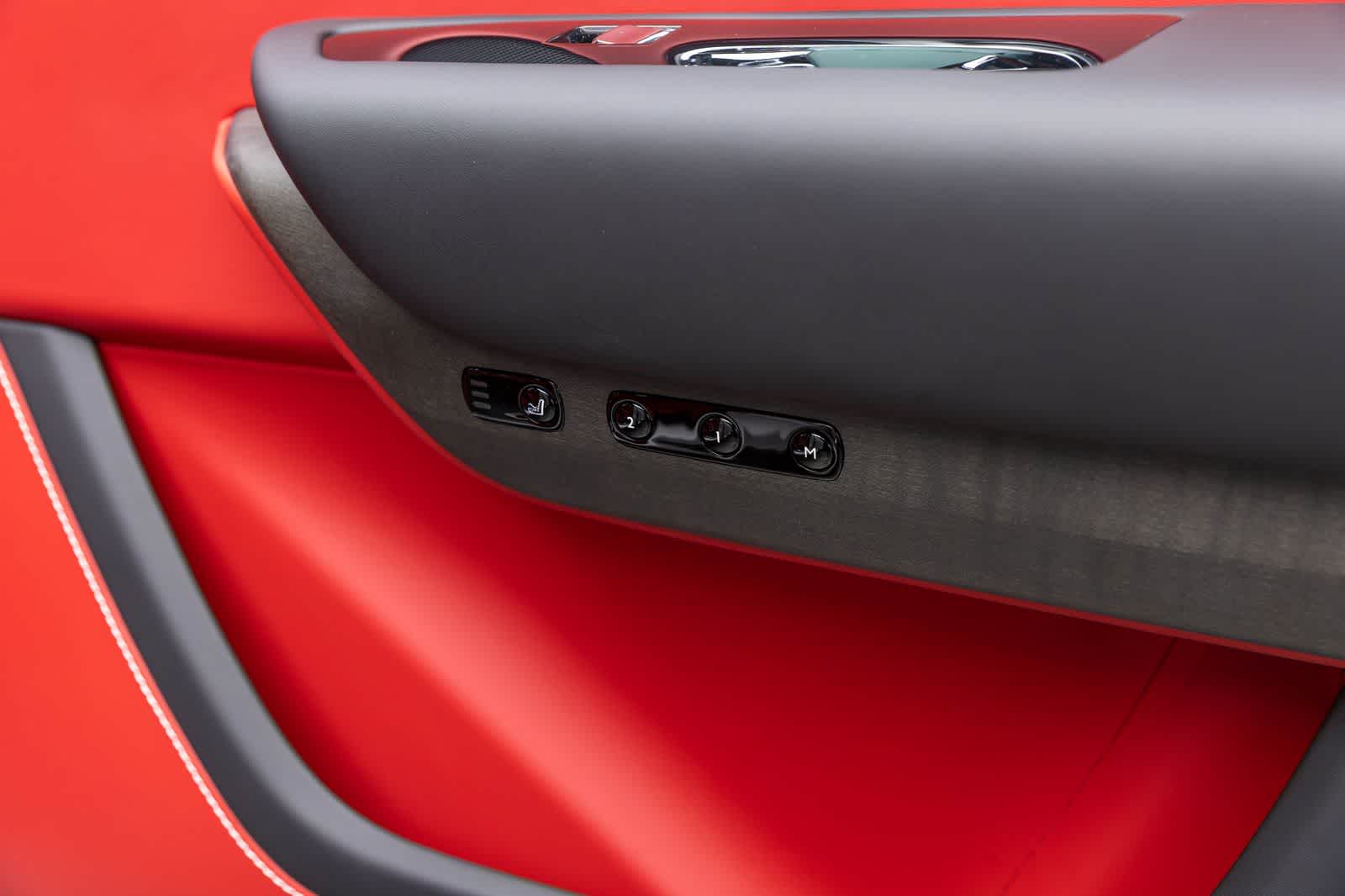 2027 Rolls-Royce Cullinan 