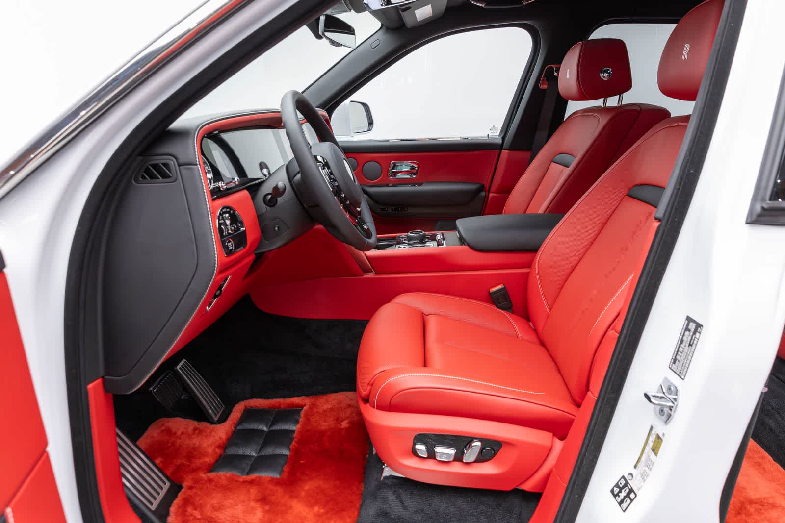 2027 Rolls-Royce Cullinan 