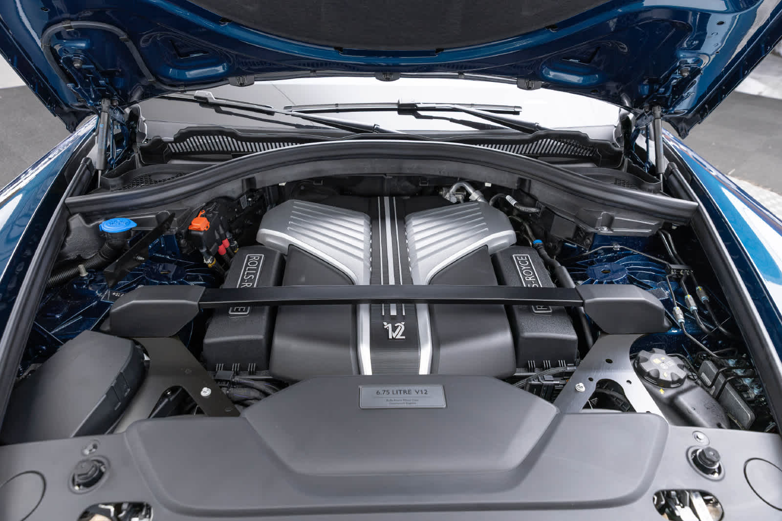 2027 Rolls-Royce Cullinan 