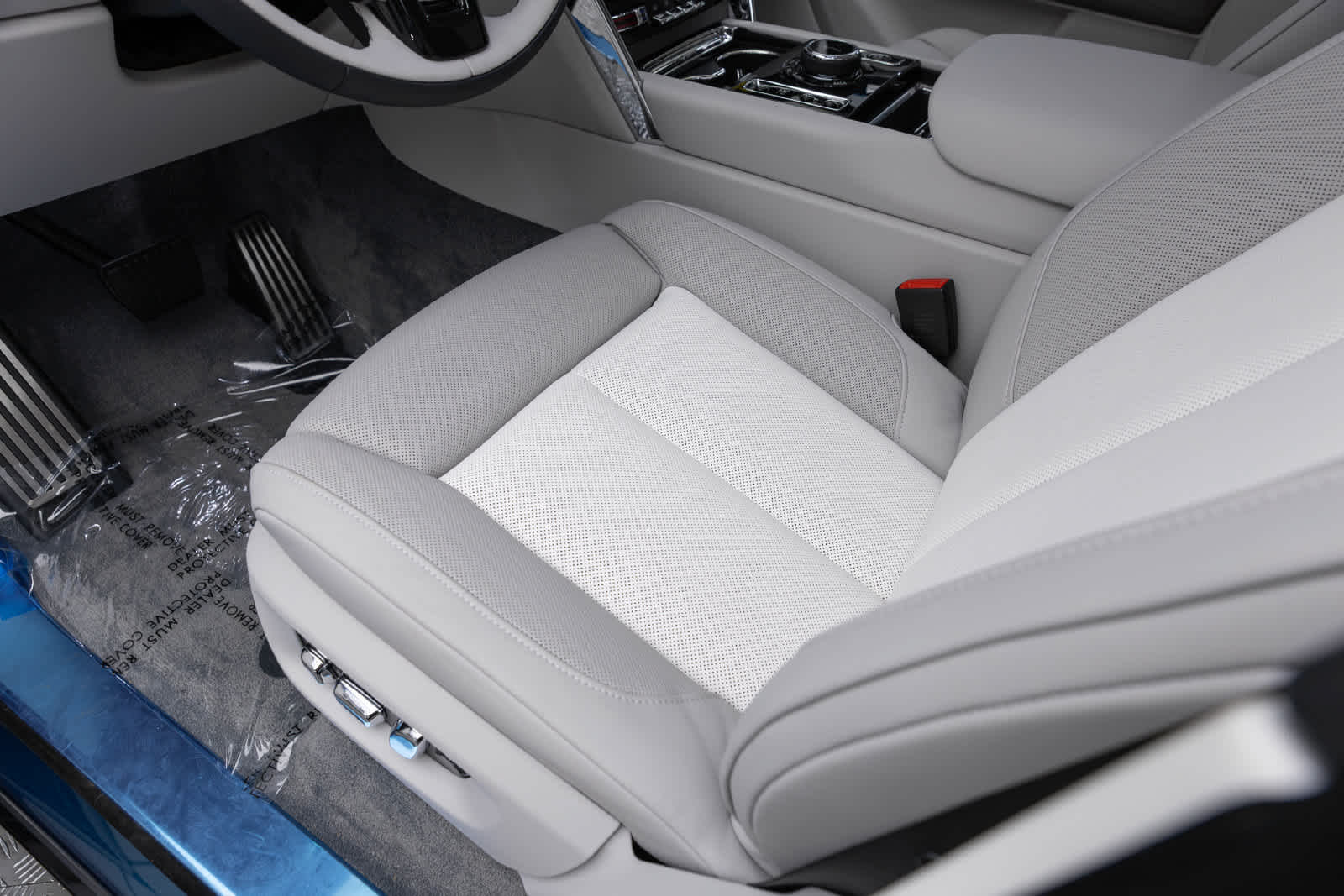 2027 Rolls-Royce Cullinan 