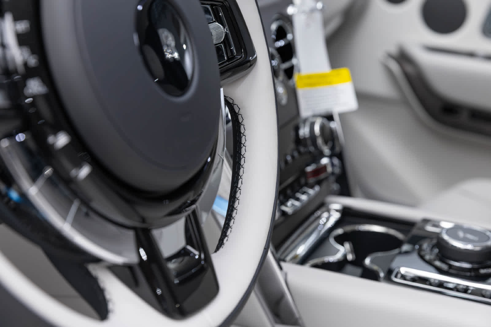 2027 Rolls-Royce Cullinan 