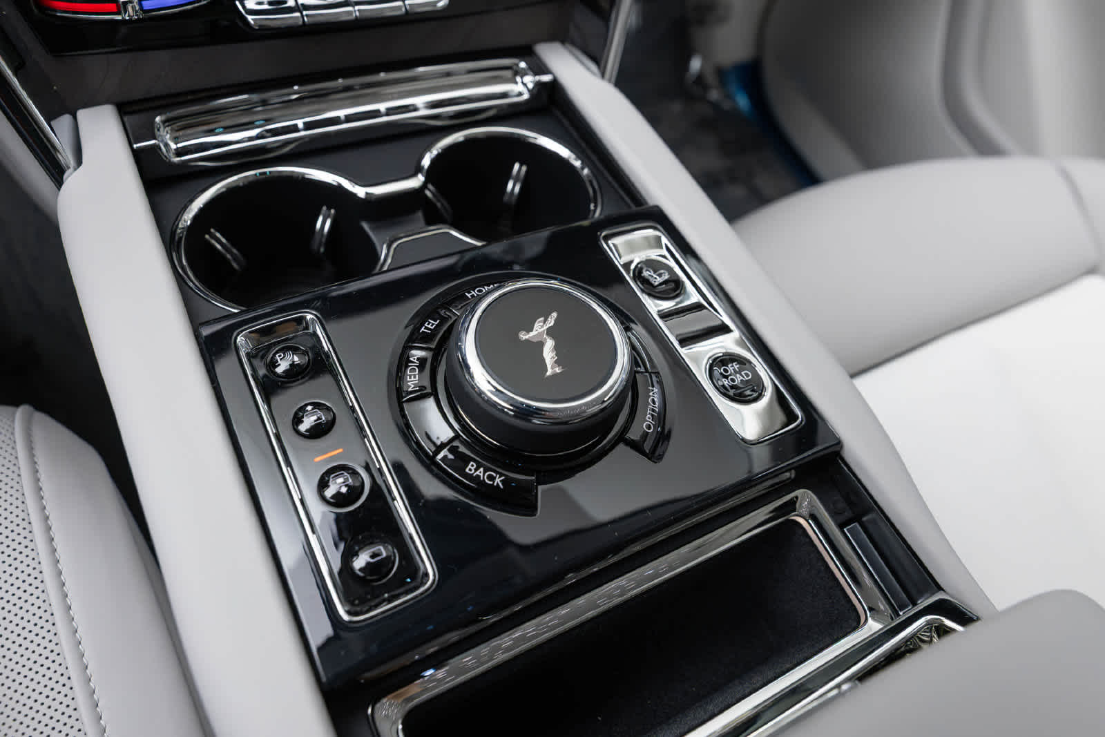 2027 Rolls-Royce Cullinan 