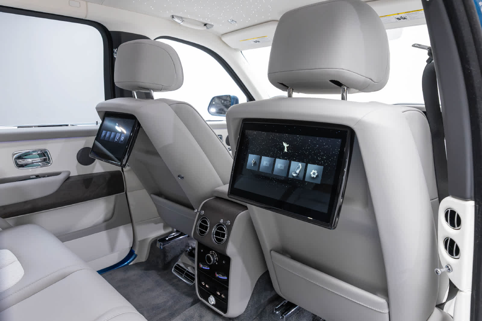 2027 Rolls-Royce Cullinan 
