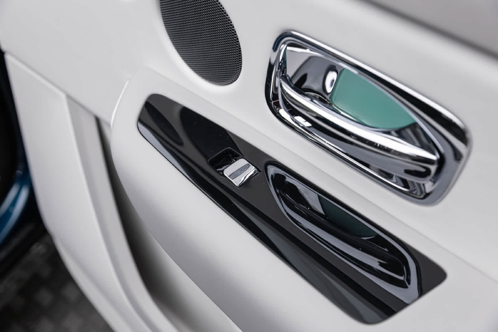 2027 Rolls-Royce Cullinan 