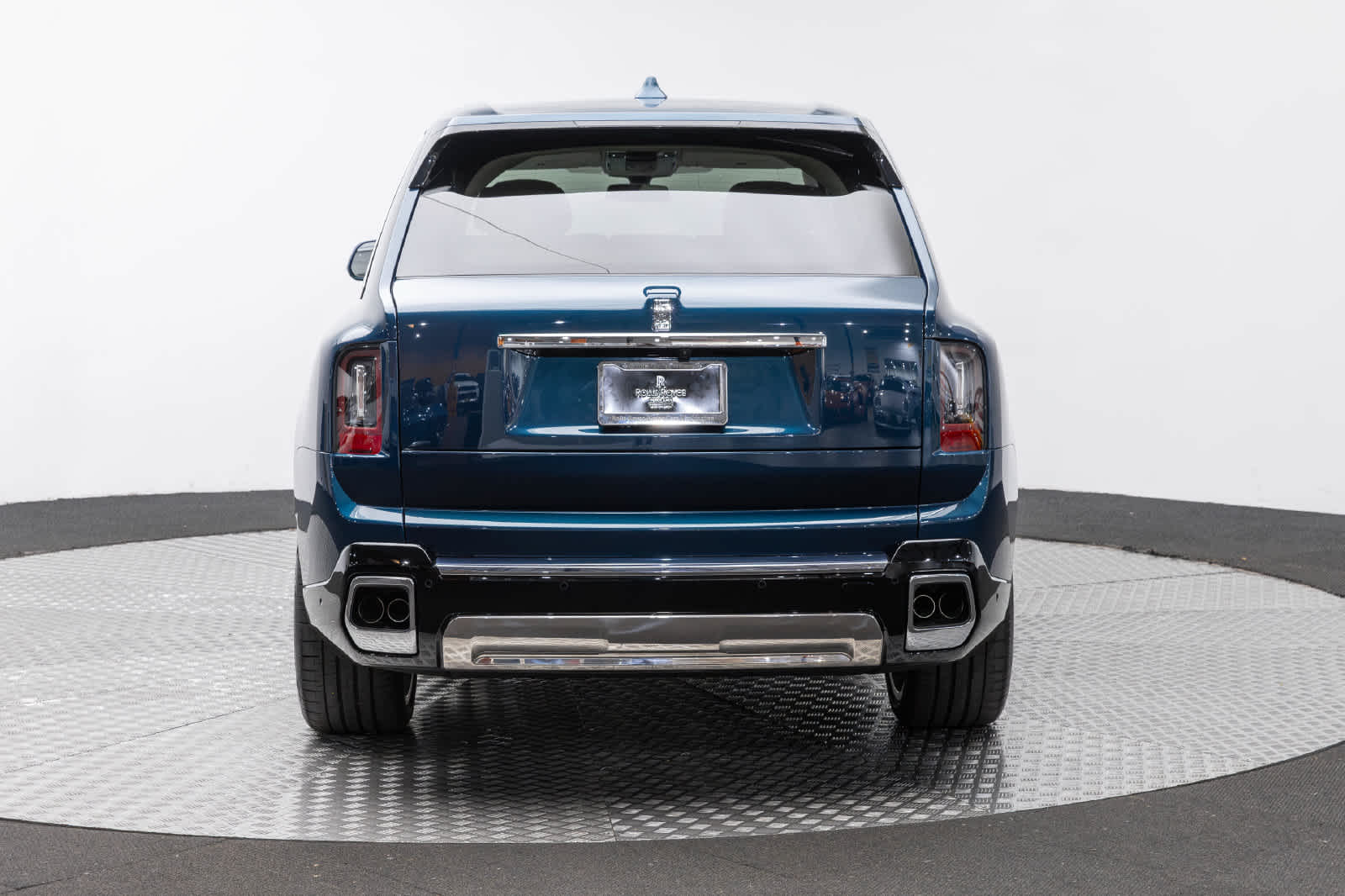 2027 Rolls-Royce Cullinan 