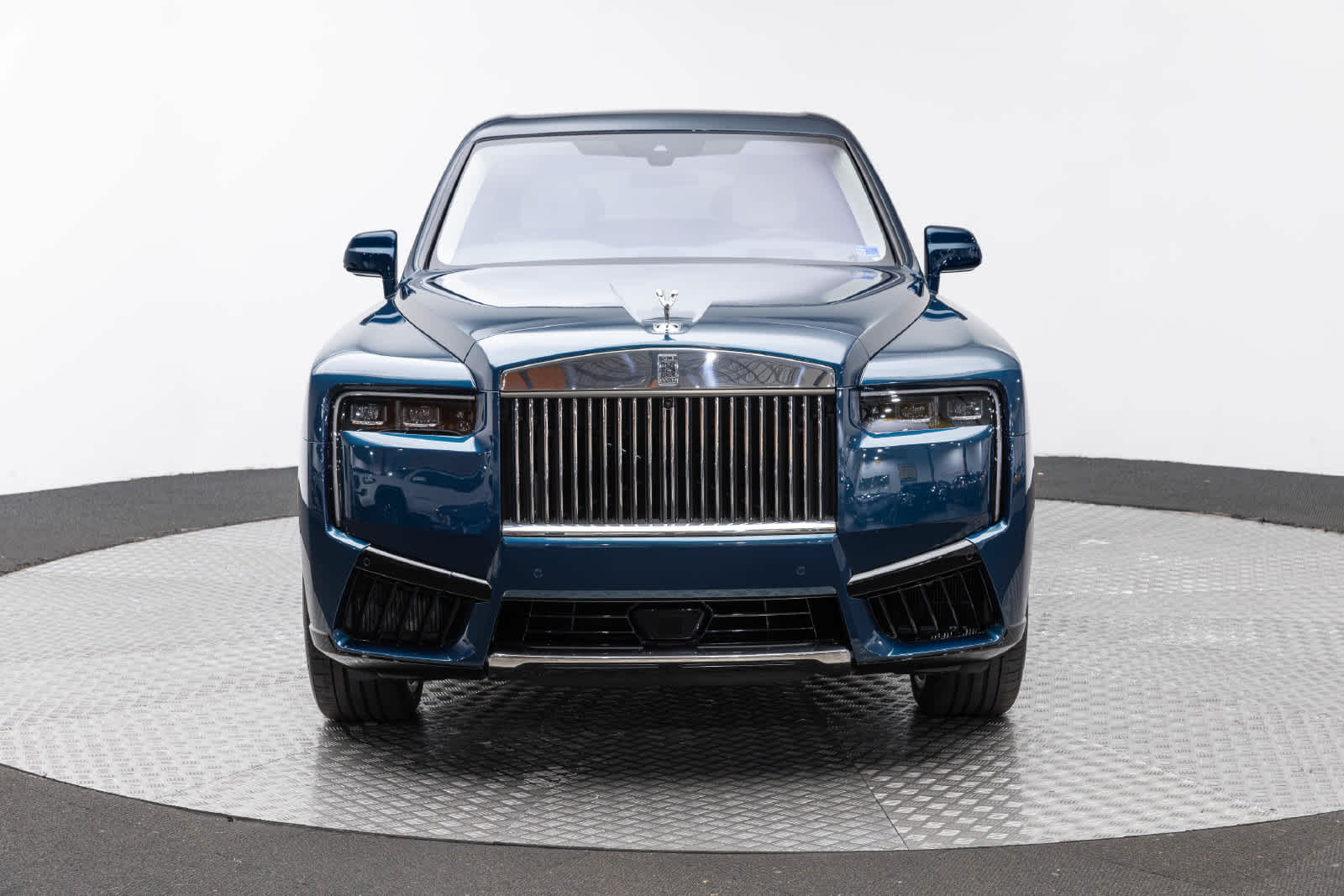 2027 Rolls-Royce Cullinan 
