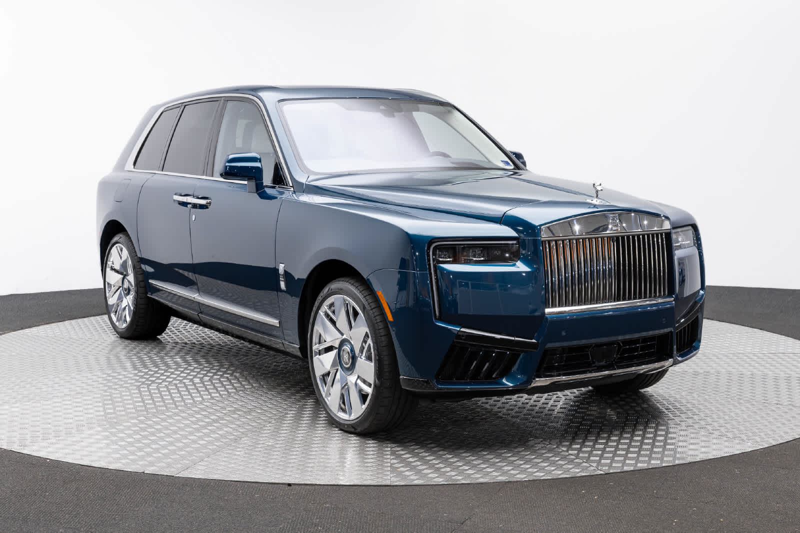 2027 Rolls-Royce Cullinan 