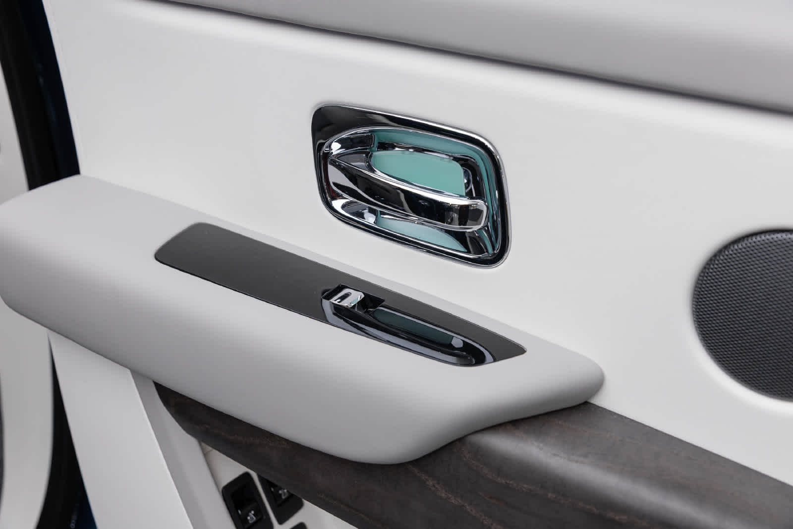 2027 Rolls-Royce Cullinan 