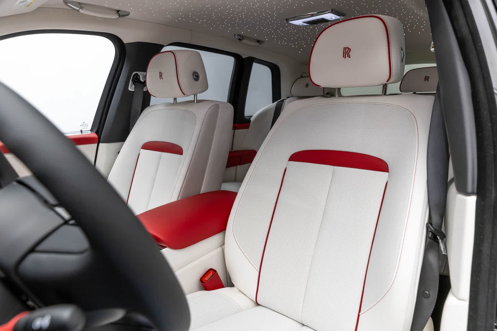 2027 Rolls-Royce Cullinan Black Badge