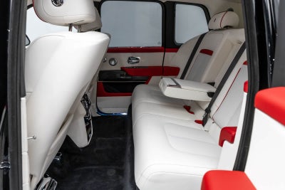 2027 Rolls-Royce Cullinan Black Badge