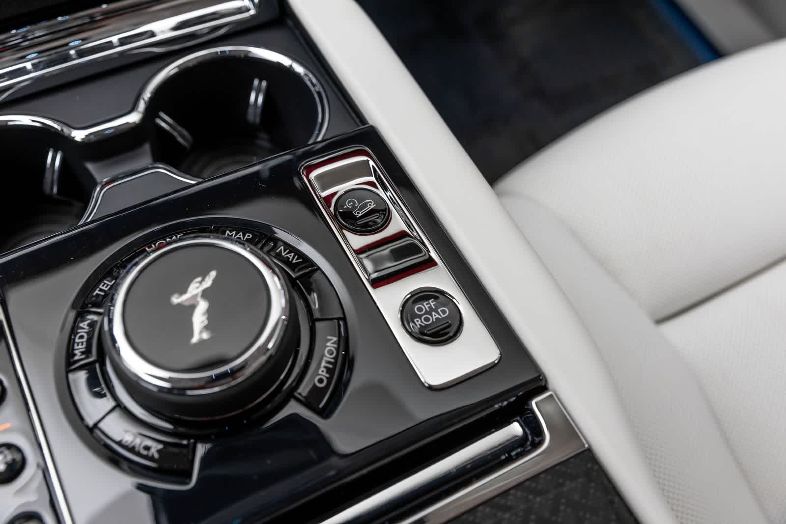 2027 Rolls-Royce Cullinan Black Badge