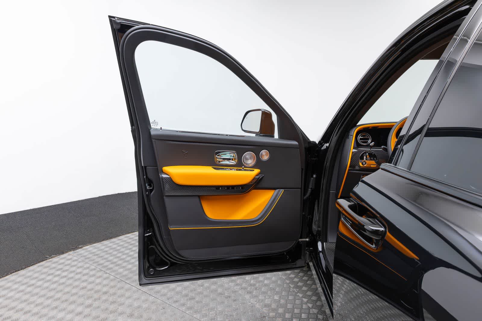 2027 Rolls-Royce Cullinan Black Badge