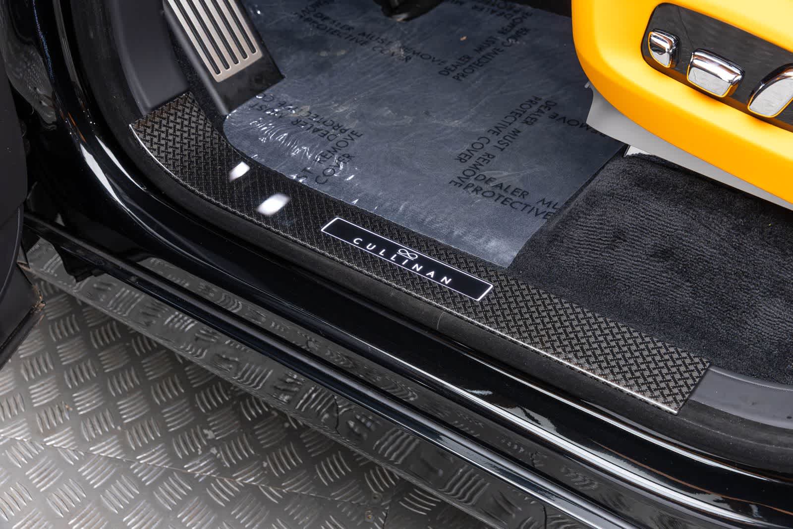 2027 Rolls-Royce Cullinan Black Badge