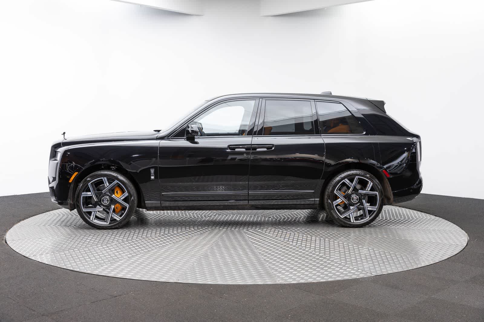 2027 Rolls-Royce Cullinan Black Badge