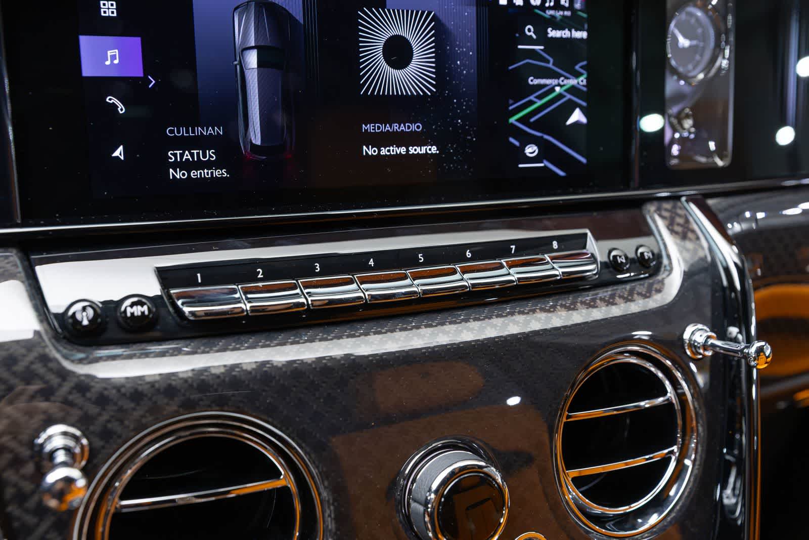 2027 Rolls-Royce Cullinan Black Badge