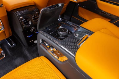 2027 Rolls-Royce Cullinan Black Badge