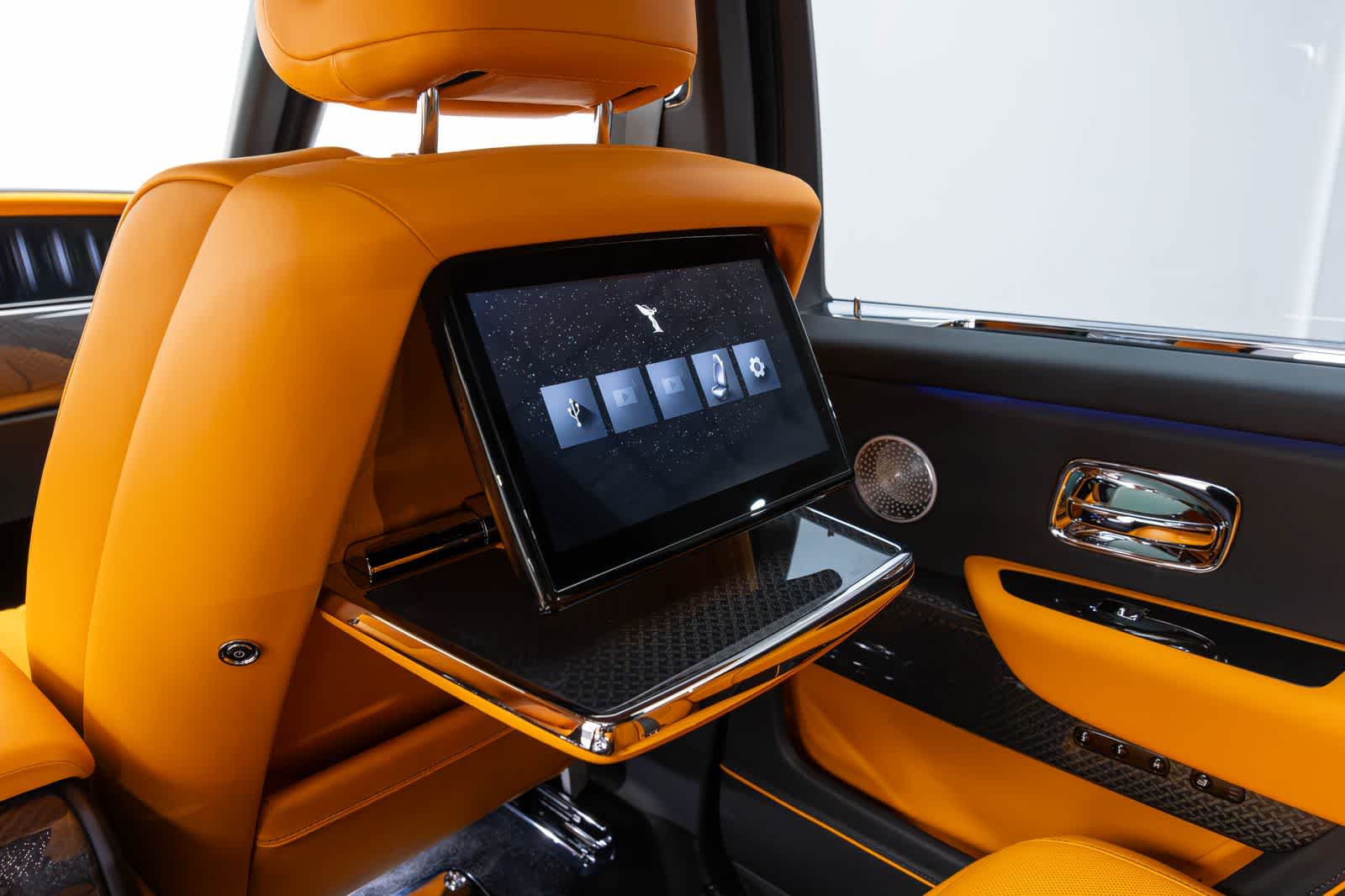 2027 Rolls-Royce Cullinan Black Badge