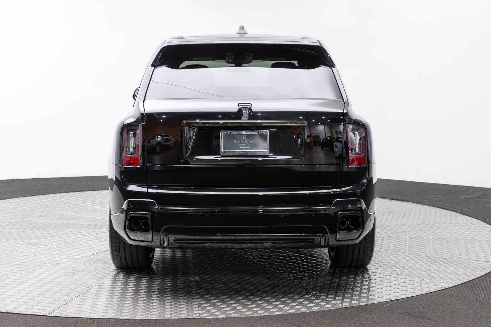 2027 Rolls-Royce Cullinan Black Badge