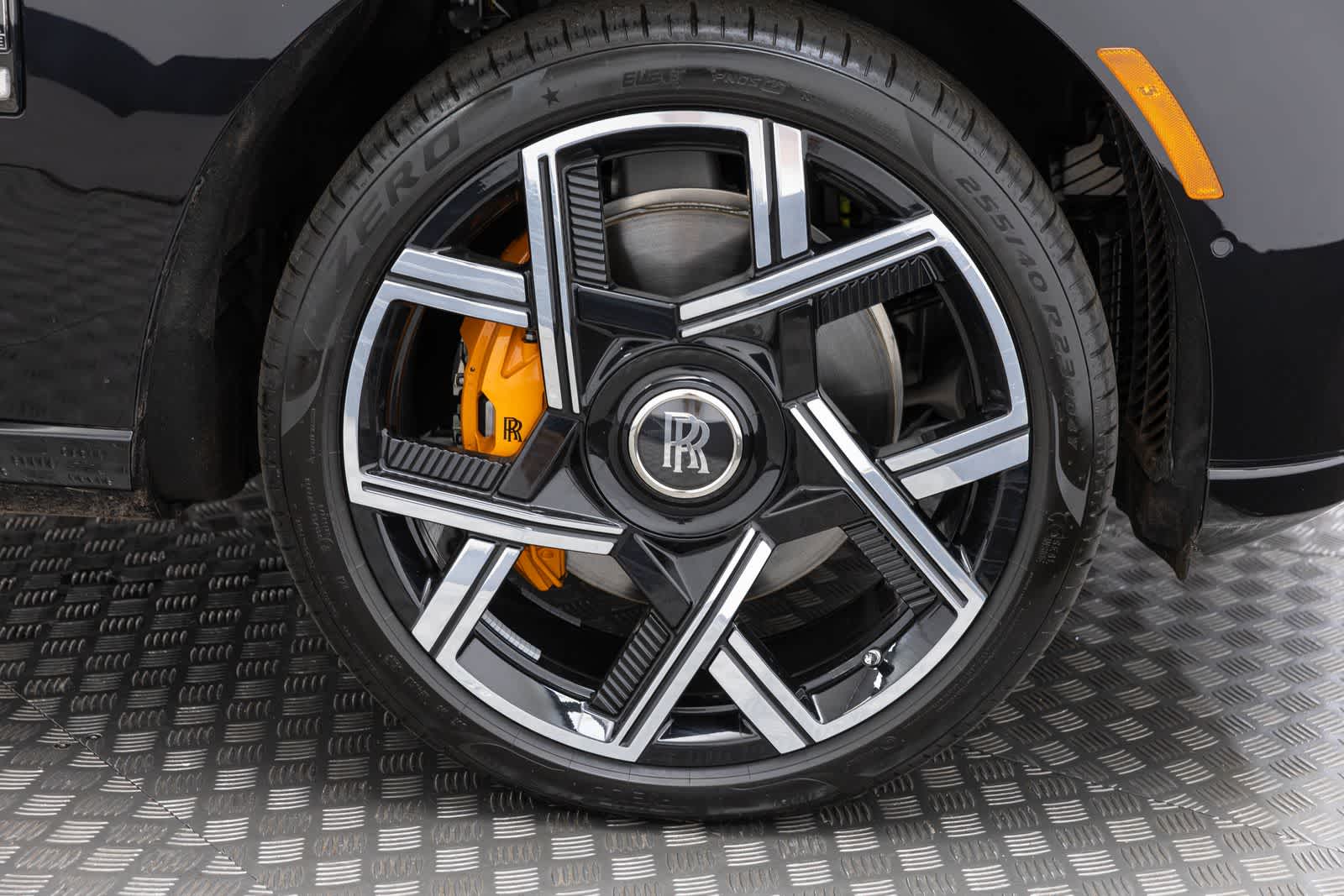 2027 Rolls-Royce Cullinan Black Badge