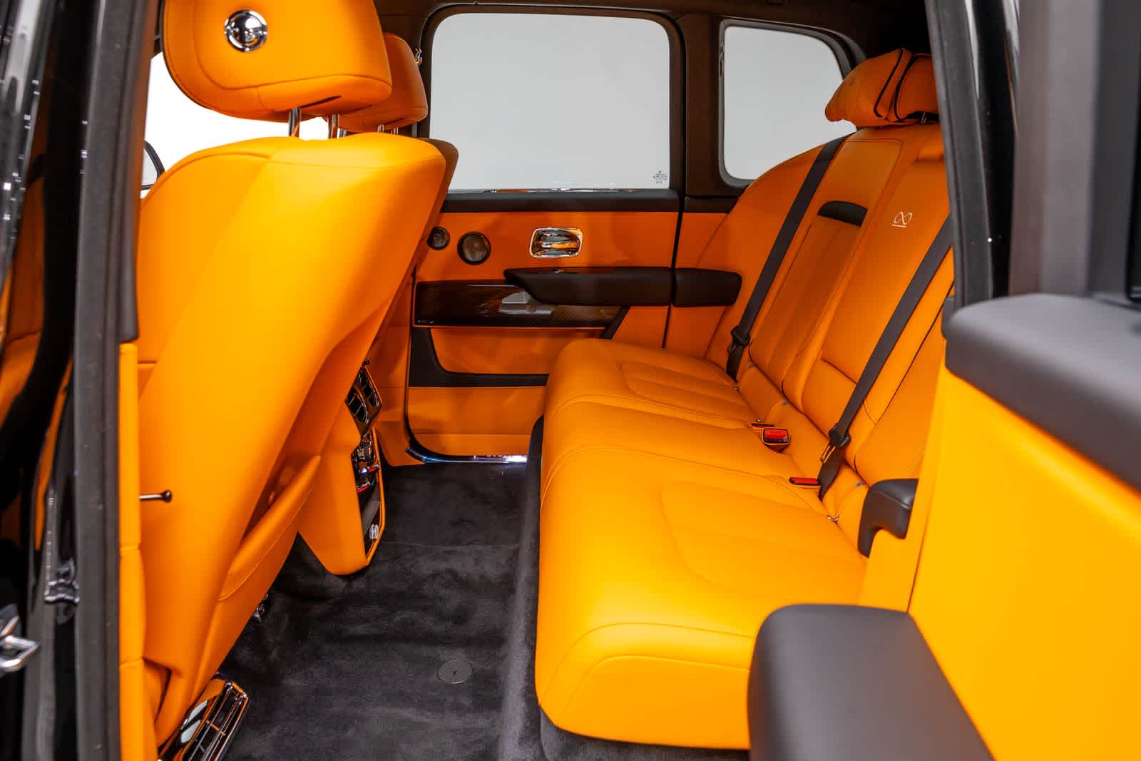 2027 Rolls-Royce Cullinan Black Badge