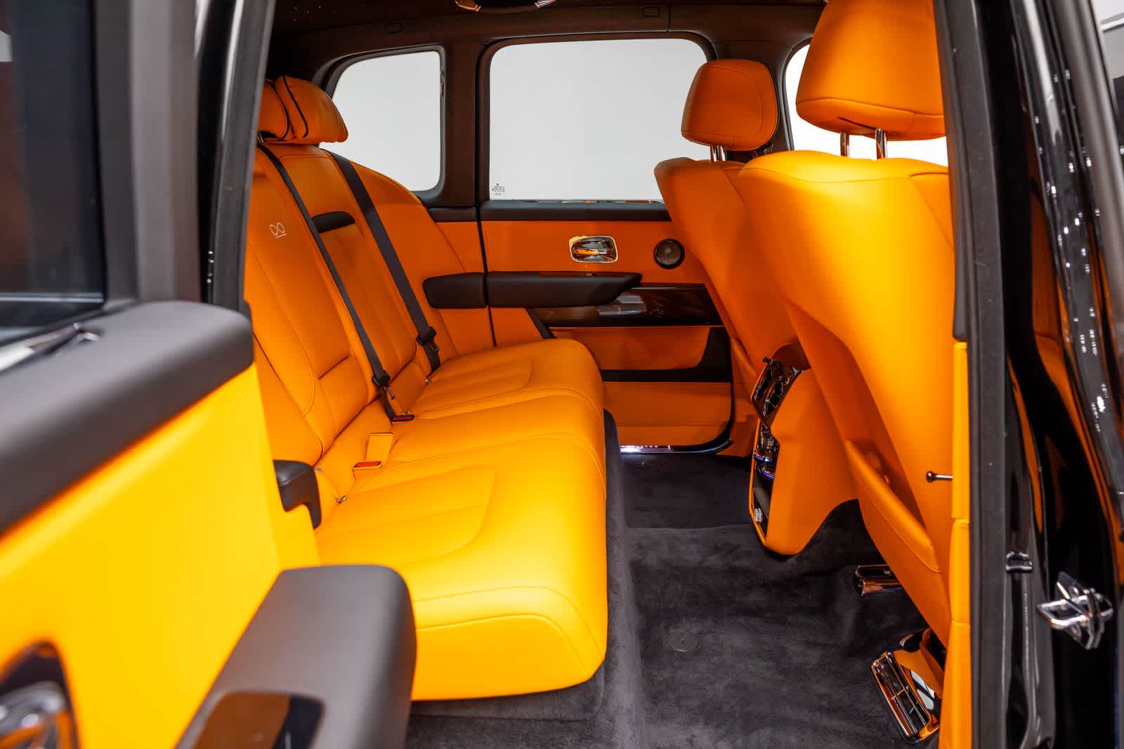 2027 Rolls-Royce Cullinan Black Badge