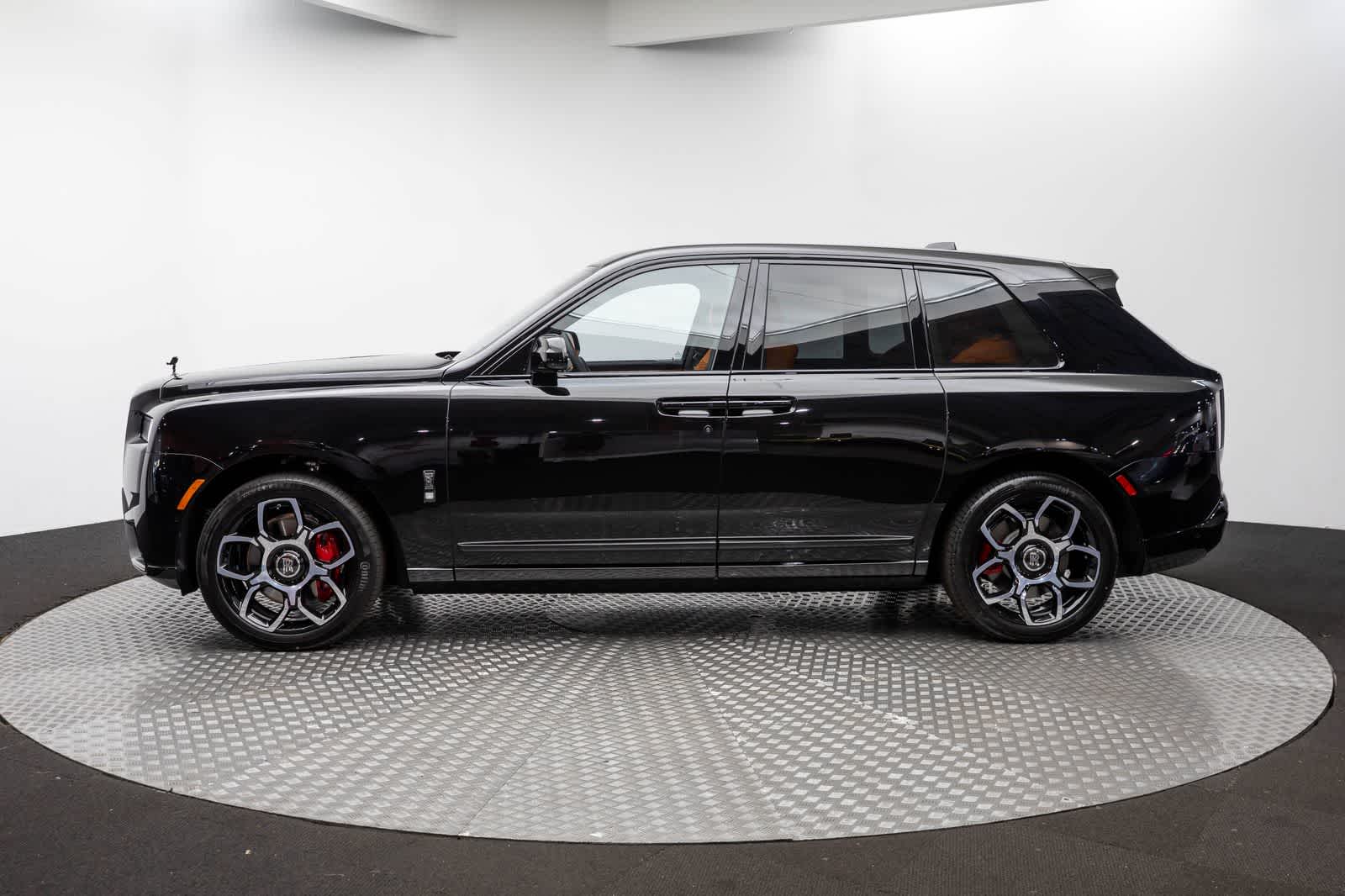 2027 Rolls-Royce Cullinan Black Badge