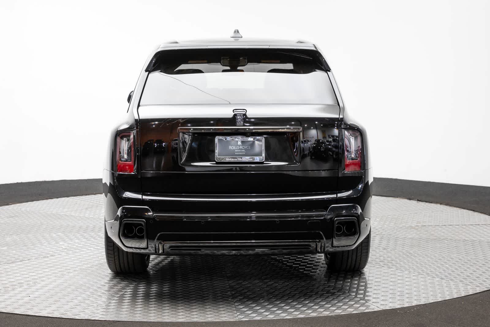 2027 Rolls-Royce Cullinan Black Badge