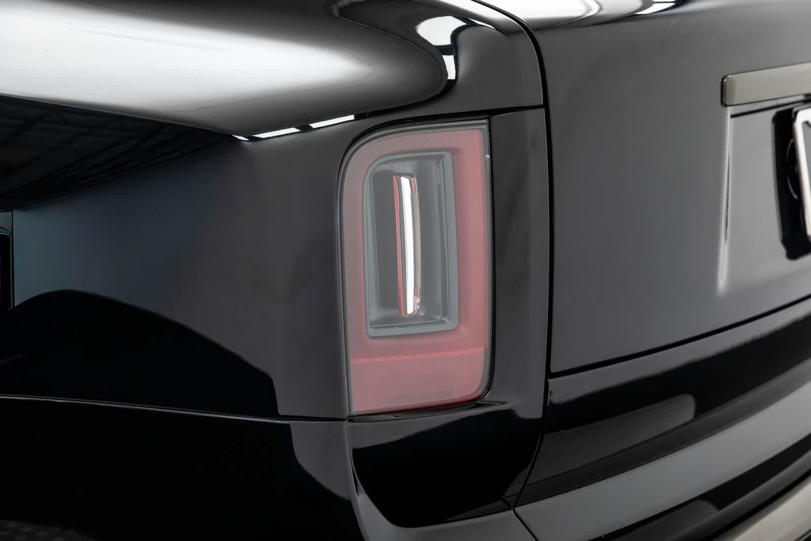 2027 Rolls-Royce Cullinan Black Badge