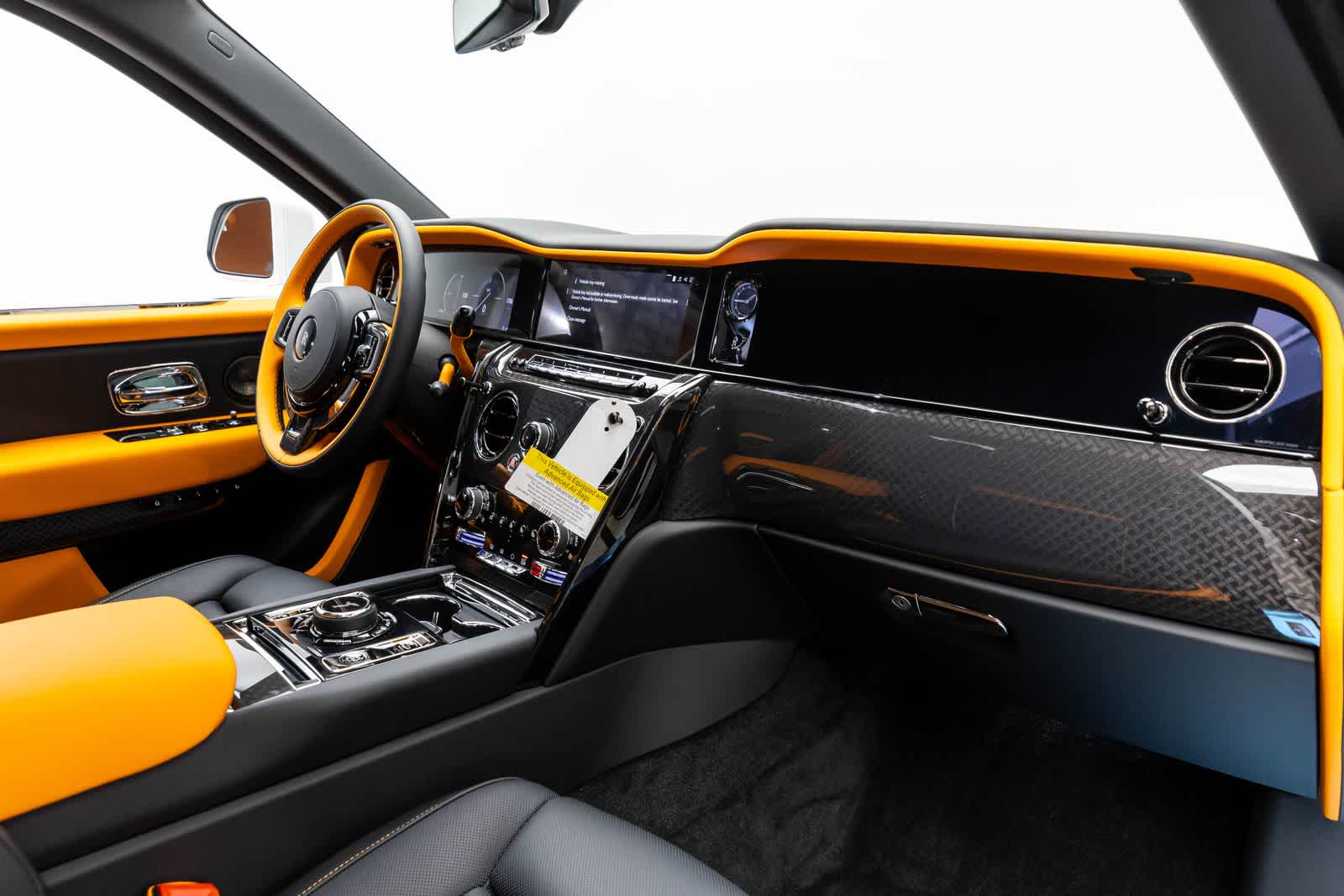 2027 Rolls-Royce Cullinan Black Badge