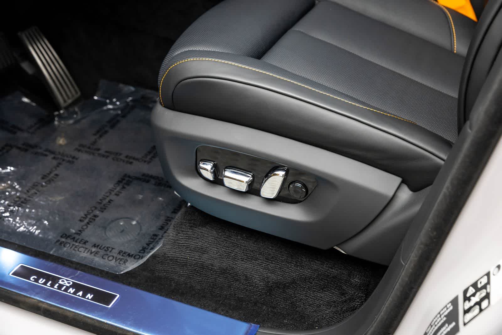 2026 Rolls-Royce Cullinan Black Badge