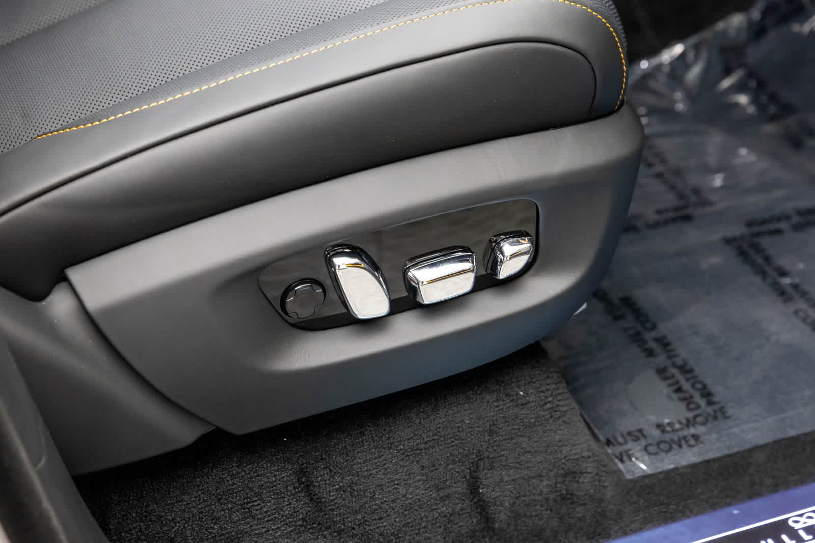 2026 Rolls-Royce Cullinan Black Badge
