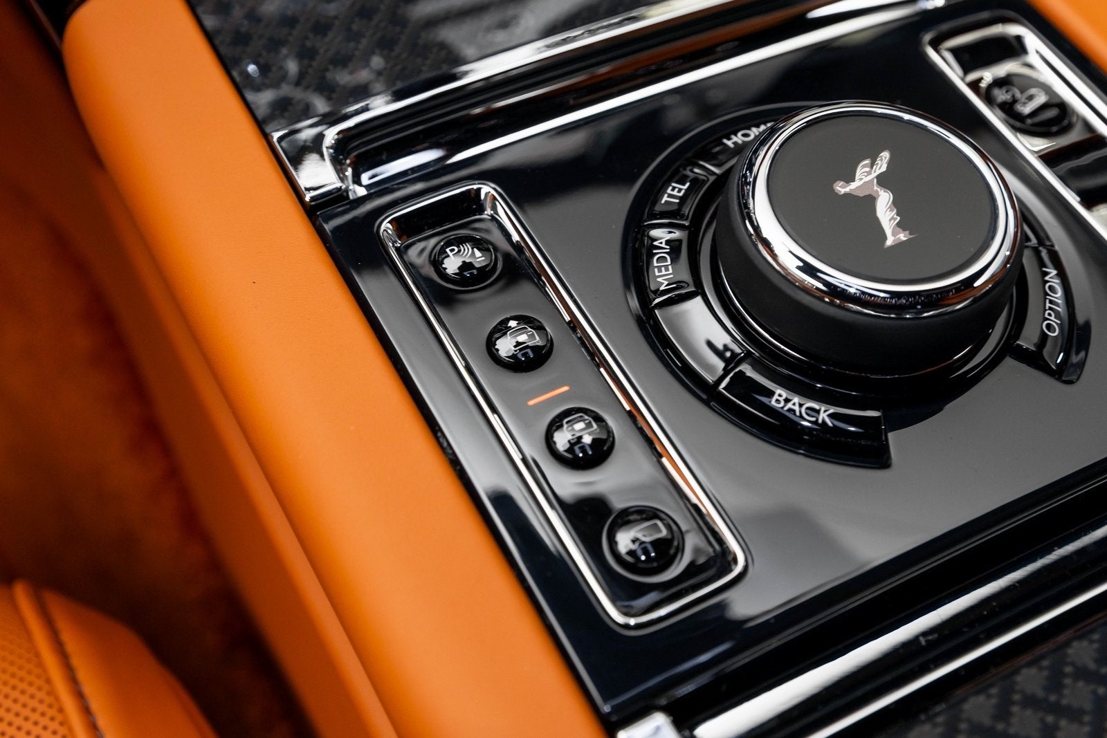 2026 Rolls-Royce Cullinan Black Badge