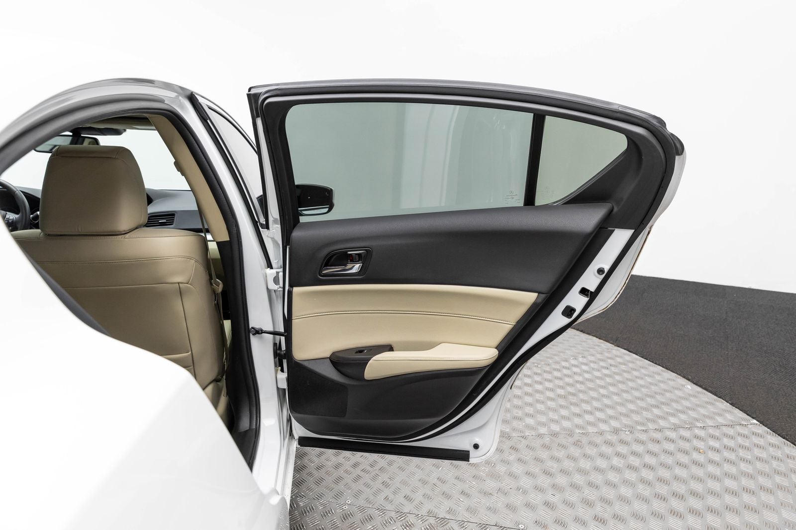 2018 Acura ILX w/Premium Pkg