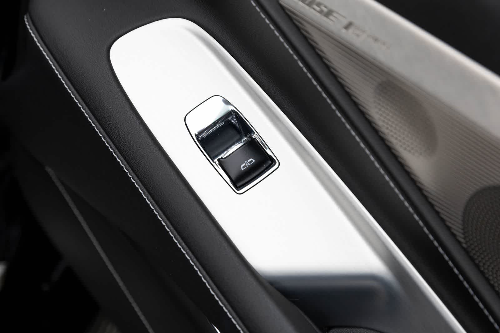 2023 Chevrolet Corvette 2LT