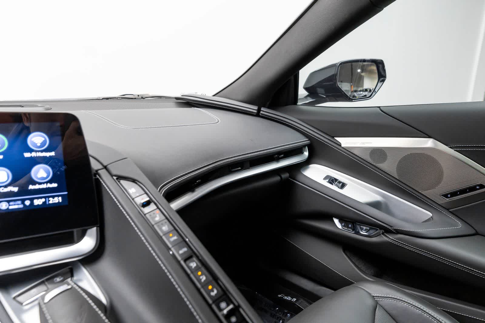 2023 Chevrolet Corvette 2LT