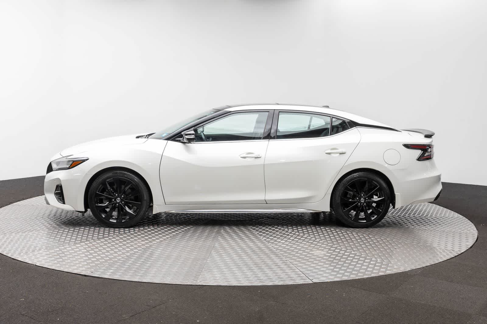 2021 Nissan Maxima SR