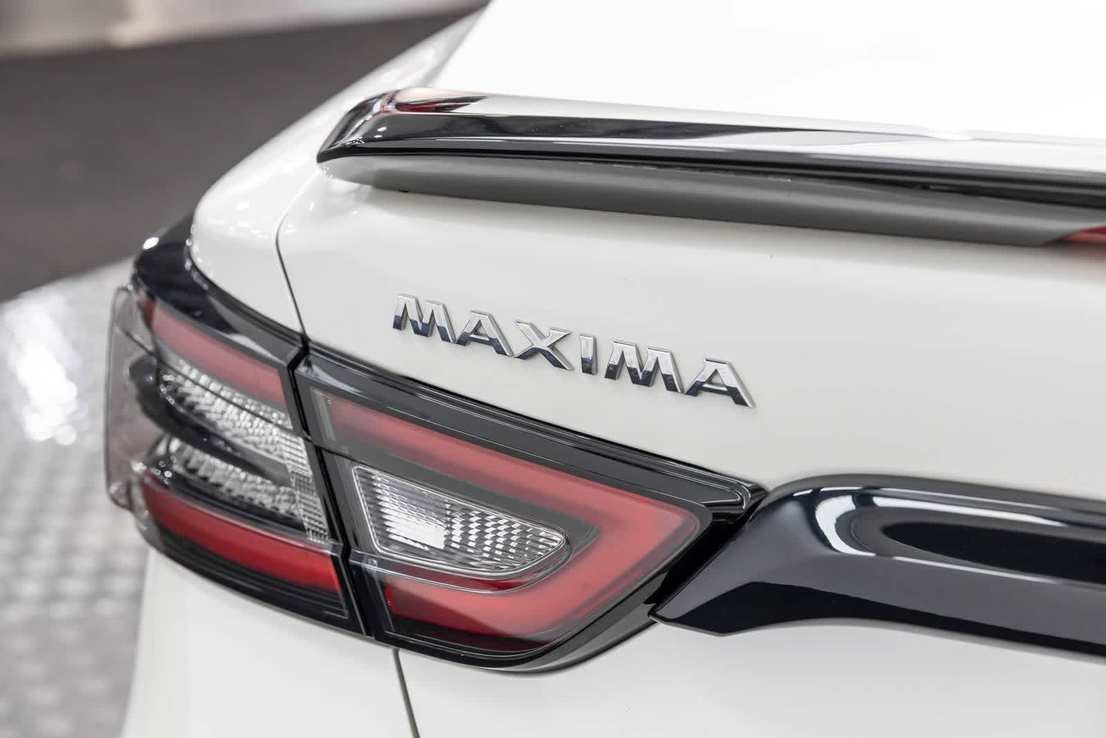 2021 Nissan Maxima SR