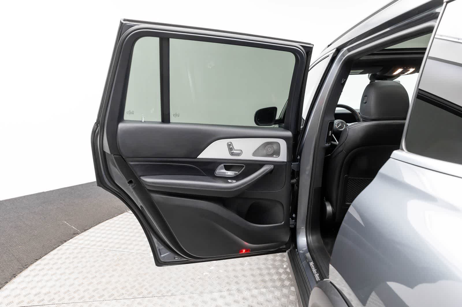 2025 Mercedes-Benz GLS 450 GLS 450