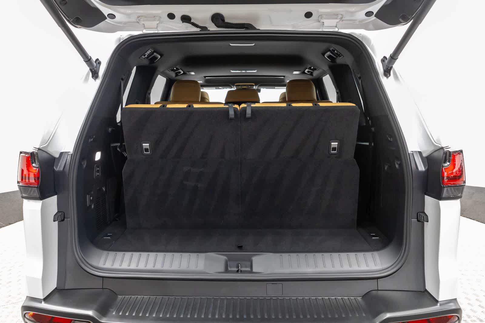 2024 Lexus LX 600 Premium