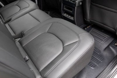 2025 Land Rover Defender S