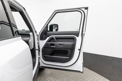 2025 Land Rover Defender S